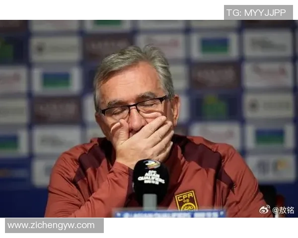 足球明星心声揭秘：伤痛背后的故事与无奈感悟